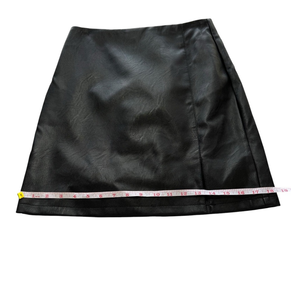 NWT TOPSHOP Faux Leather Mini Skirt‎ Vegan Leather Split Party Holiday 4 Small - Picture 12 of 13